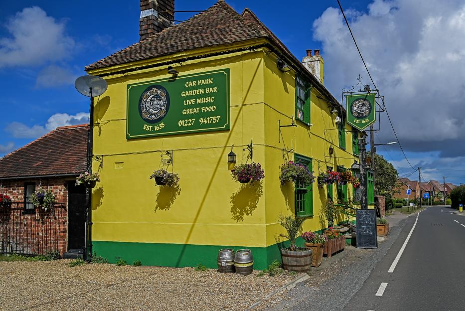 The Half Moon Seven Stars pub in Preston, Kent.