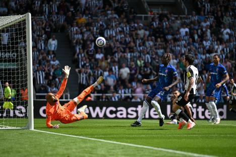 Sandro Tonali scoring a goal for Newcastle United FC.
