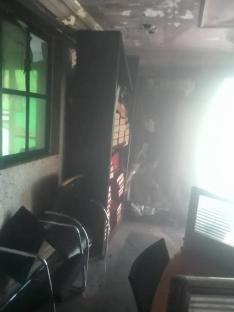 Firefighters avert major fire outbreak at Ilorin law firm 3